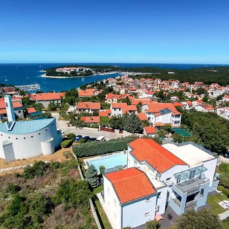 Aylin 5-bed Next To The Sea Villa